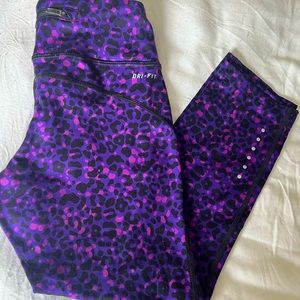 Nike Capri Leggings